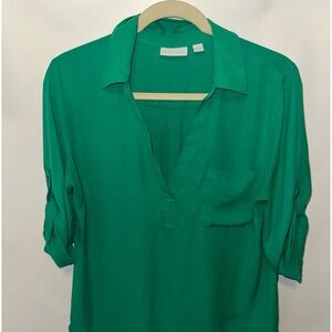 New York & Co Pullover Blouse V Neck Roll Tab Medium Easy Care
